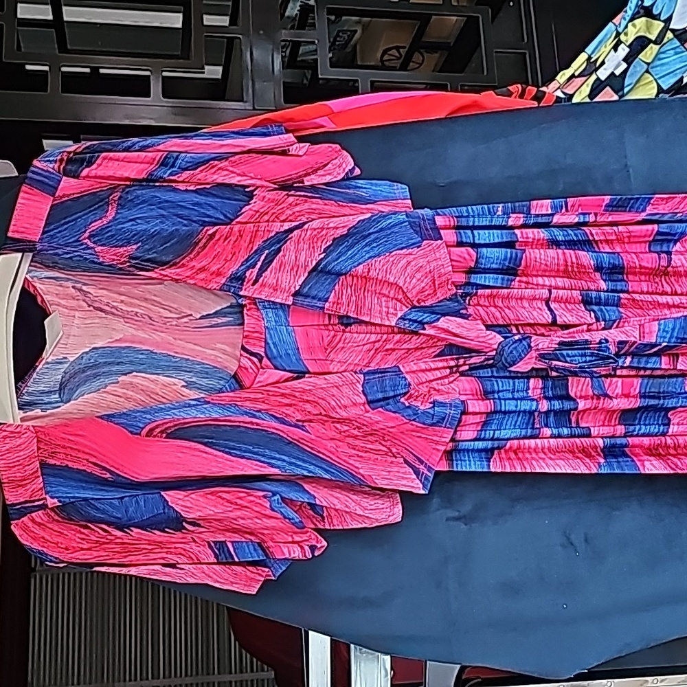 Plus size maxi skirt and matching tie front top